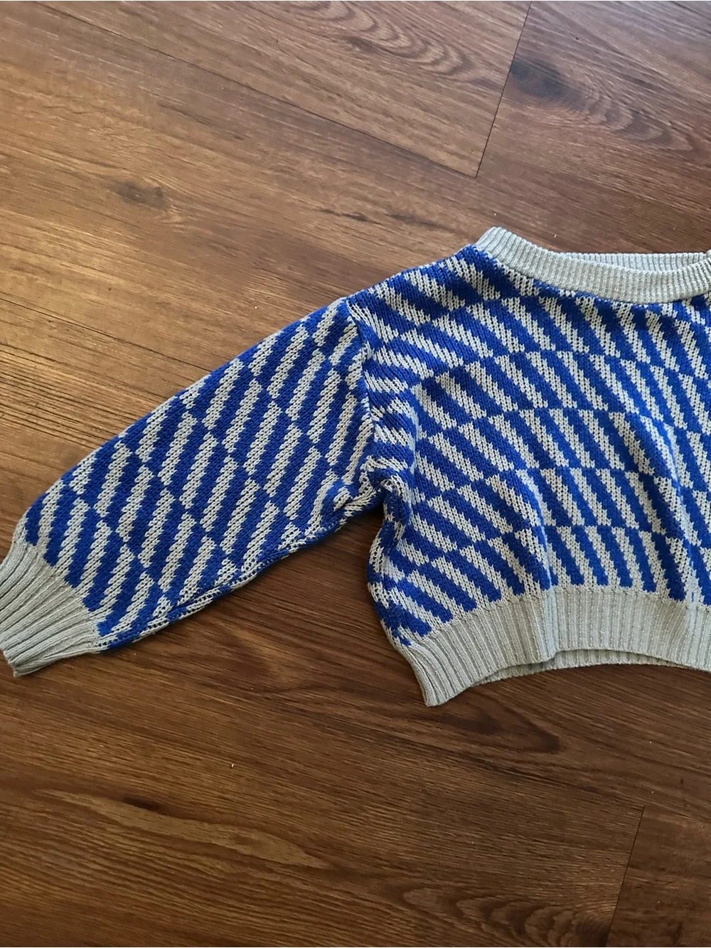 Vintage Patterned Cropped Knit Sweater